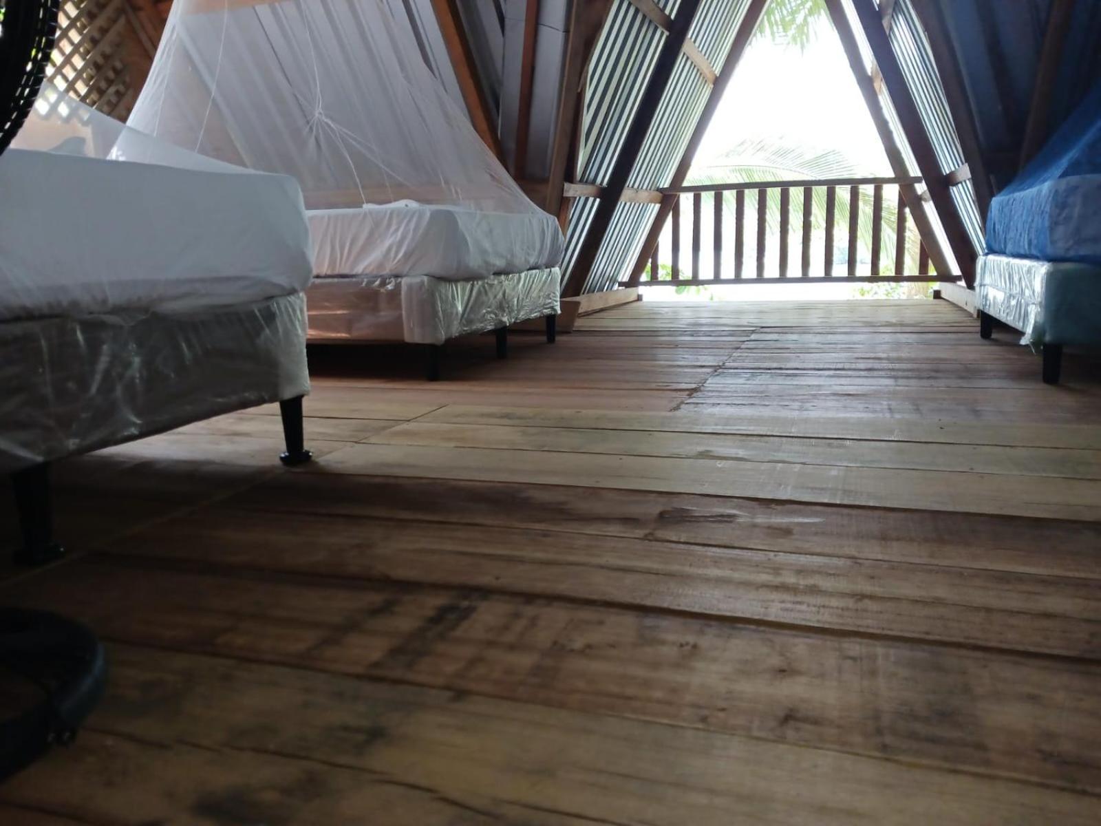 Casa Manati Hotel Lívingston Eksteriør billede